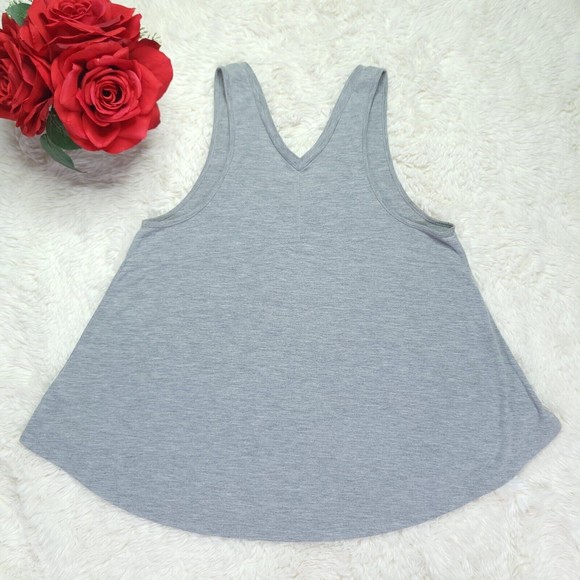 Zoe + Liv Tacos & Tequila Gray V-neck Tank Size S - Picture 6 of 6